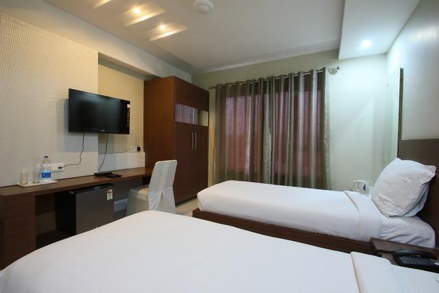 Hotel Sheela Shree Plaza Jhānsi Exterior foto