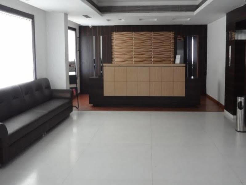 Hotel Sheela Shree Plaza Jhānsi Exterior foto